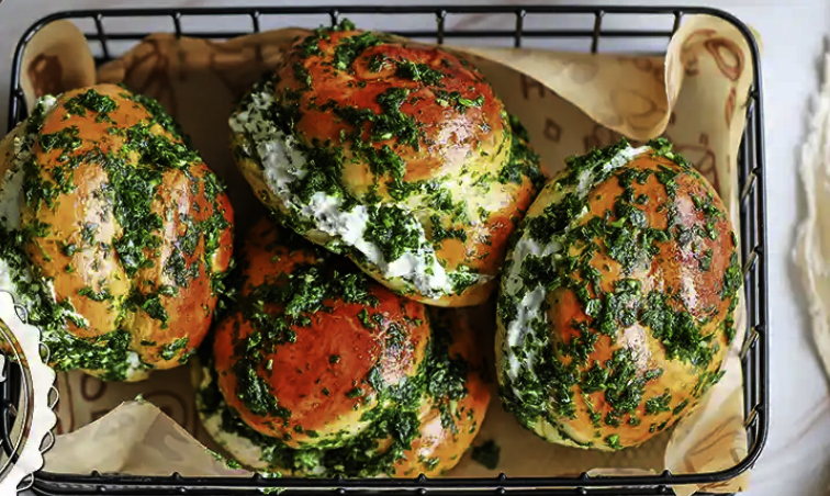 SARIMSAKLI EKMEK PEYNİRLİ